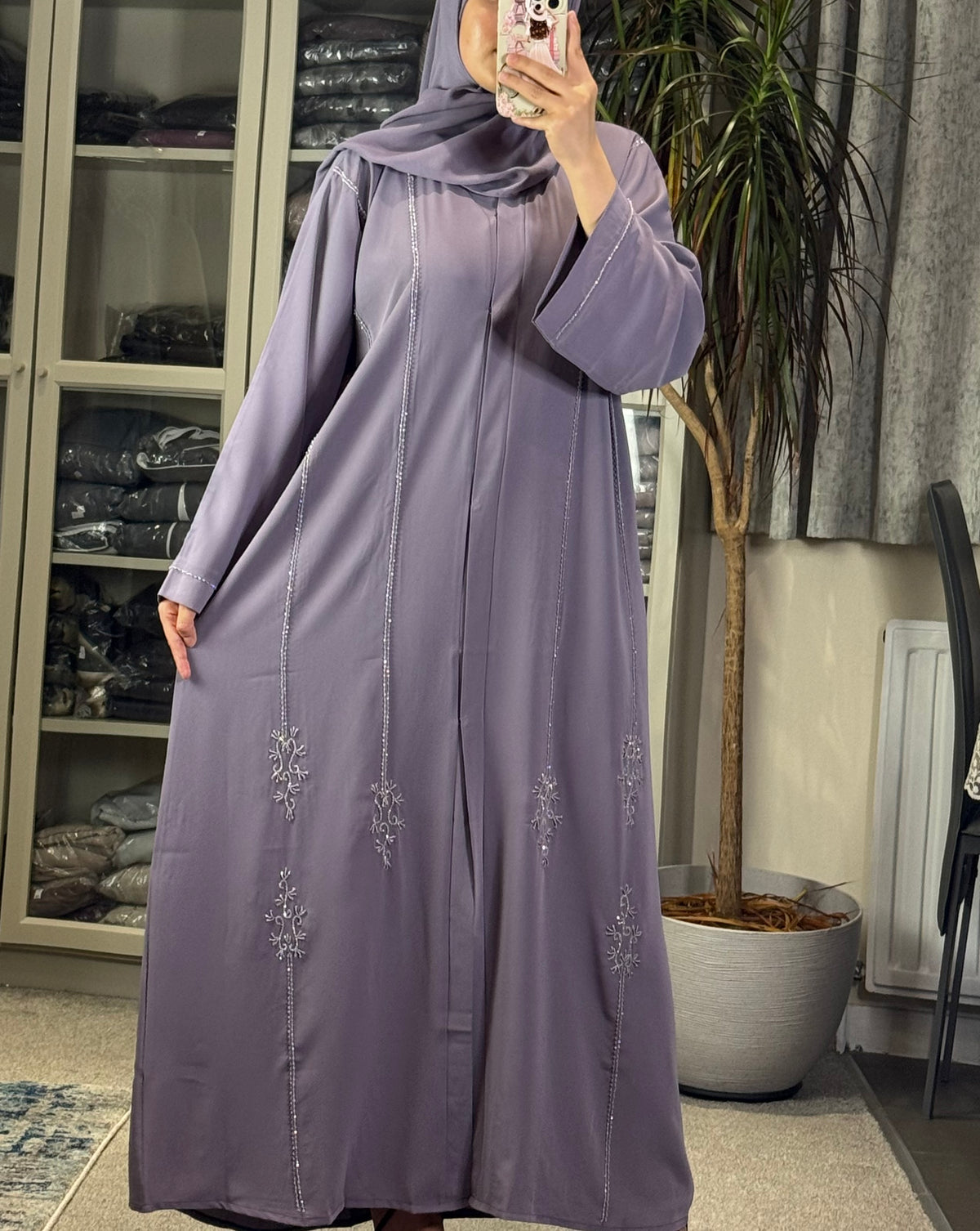 Silver Vine Embroidered Abaya Set — Dusty Lilac